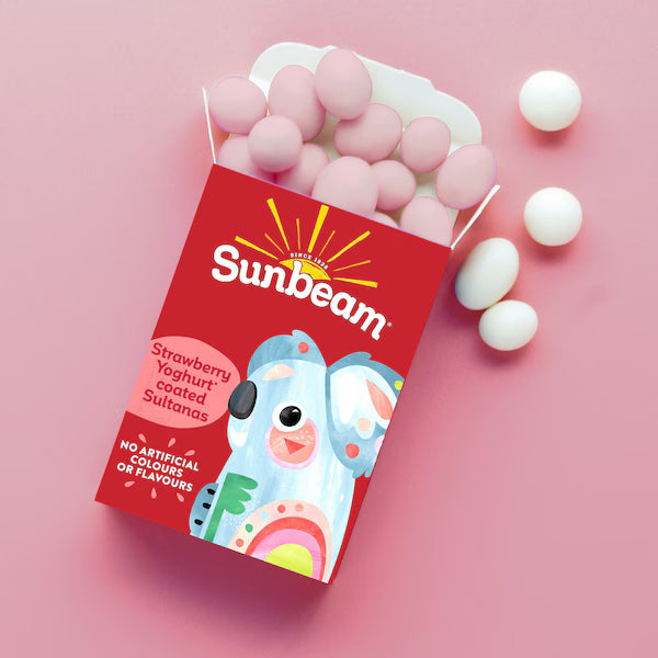 Sunbeam Strawberry Yoghurt Coated Sultanas 30g x 6 pack- 180g (Exclusive)