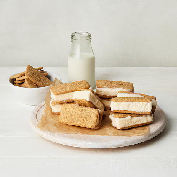 Arnott's Malt-O-Milk Plain Biscuits Biscuits 250g
